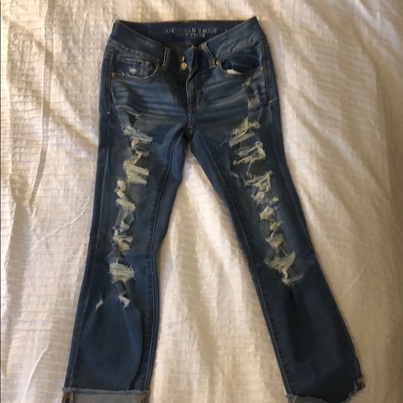 American eagle ripped artist crop jeans - Picture 3 of 3